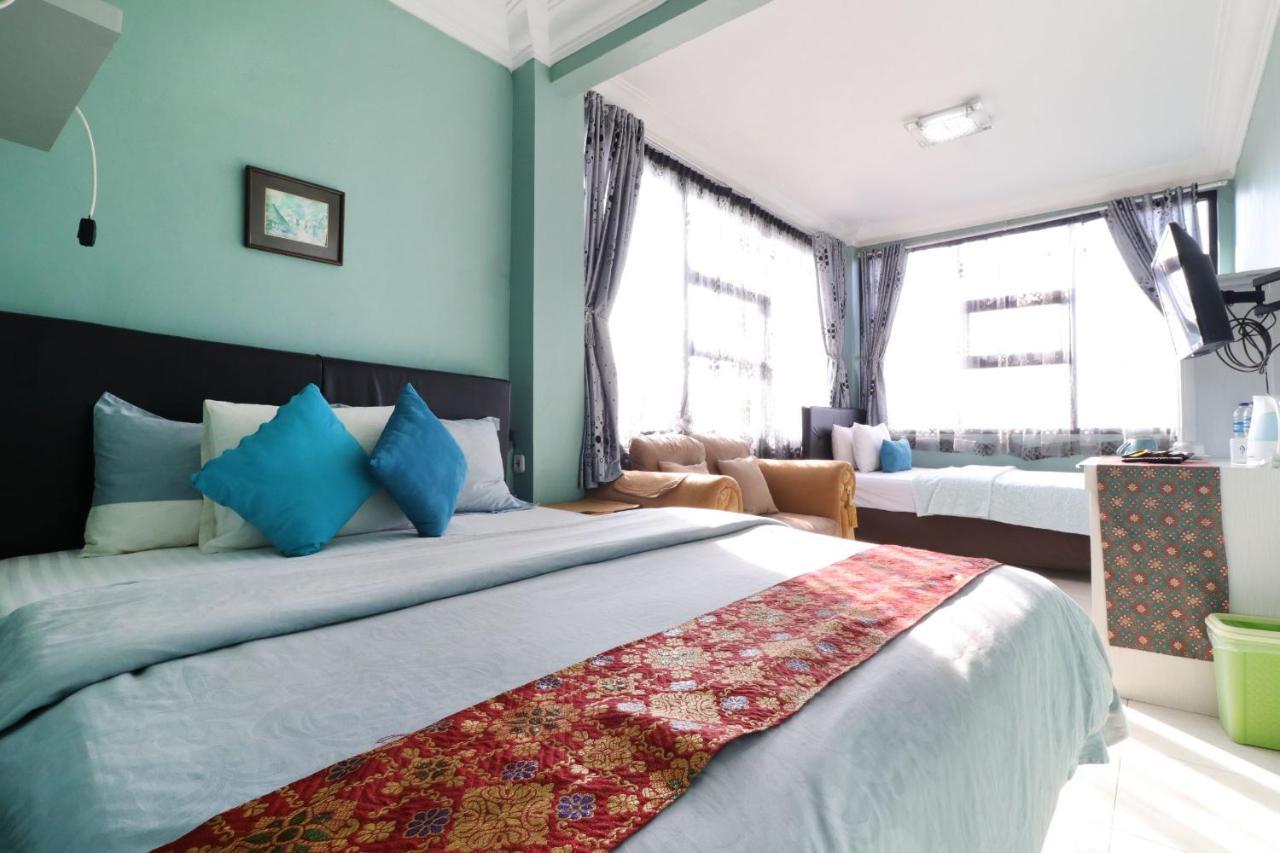 למבאנג Lembur Incu Syariah Villa & Resto מראה חיצוני תמונה